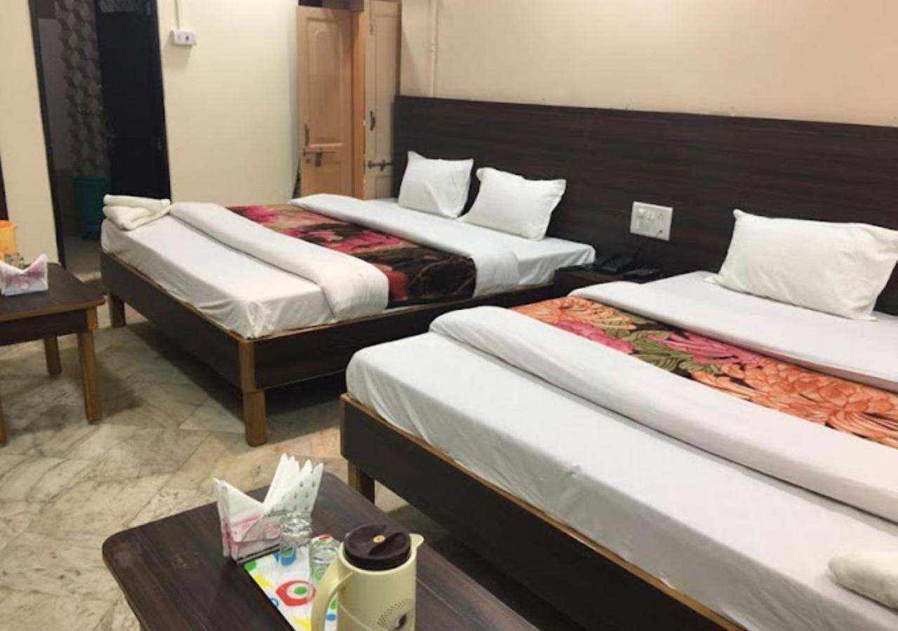 Liberty Guest House Varanasi Exterior foto