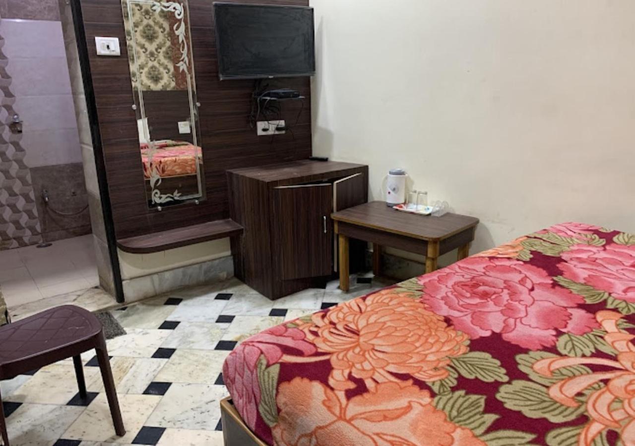 Liberty Guest House Varanasi Exterior foto