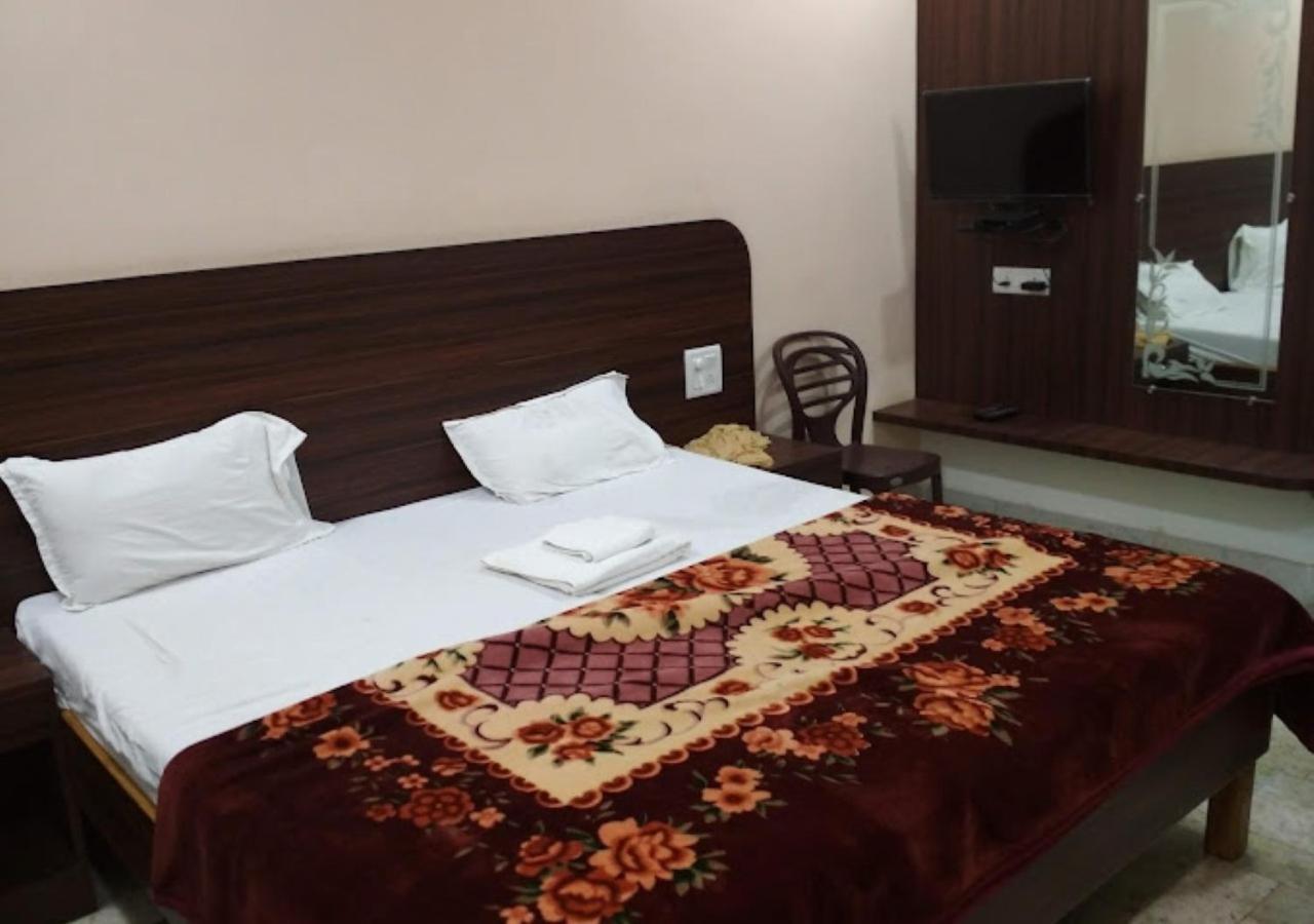 Liberty Guest House Varanasi Exterior foto