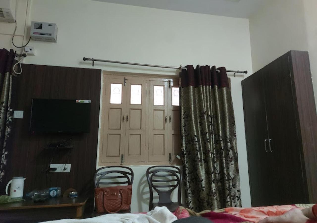 Liberty Guest House Varanasi Exterior foto